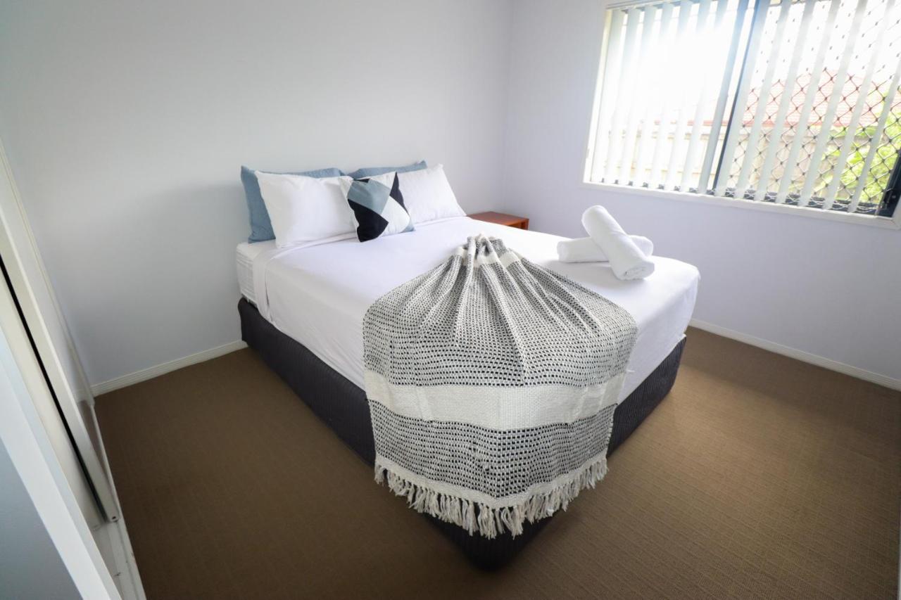 Blk Stays Guest House Deluxe Units Morayfield Екстер'єр фото