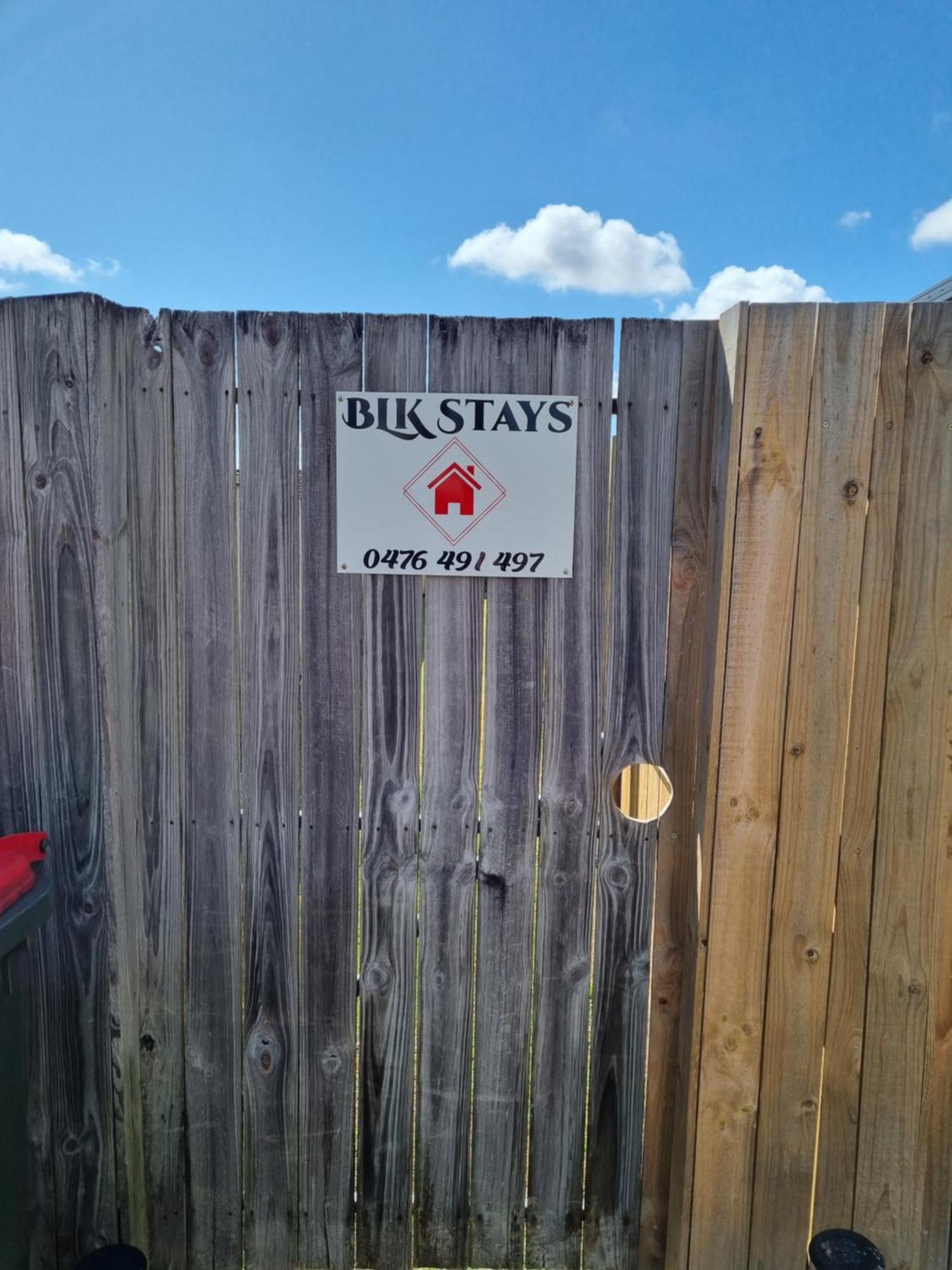 Blk Stays Guest House Deluxe Units Morayfield Екстер'єр фото